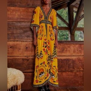 NEW FARM RIO tropical tapestry kaftan dress in yellow New with tags